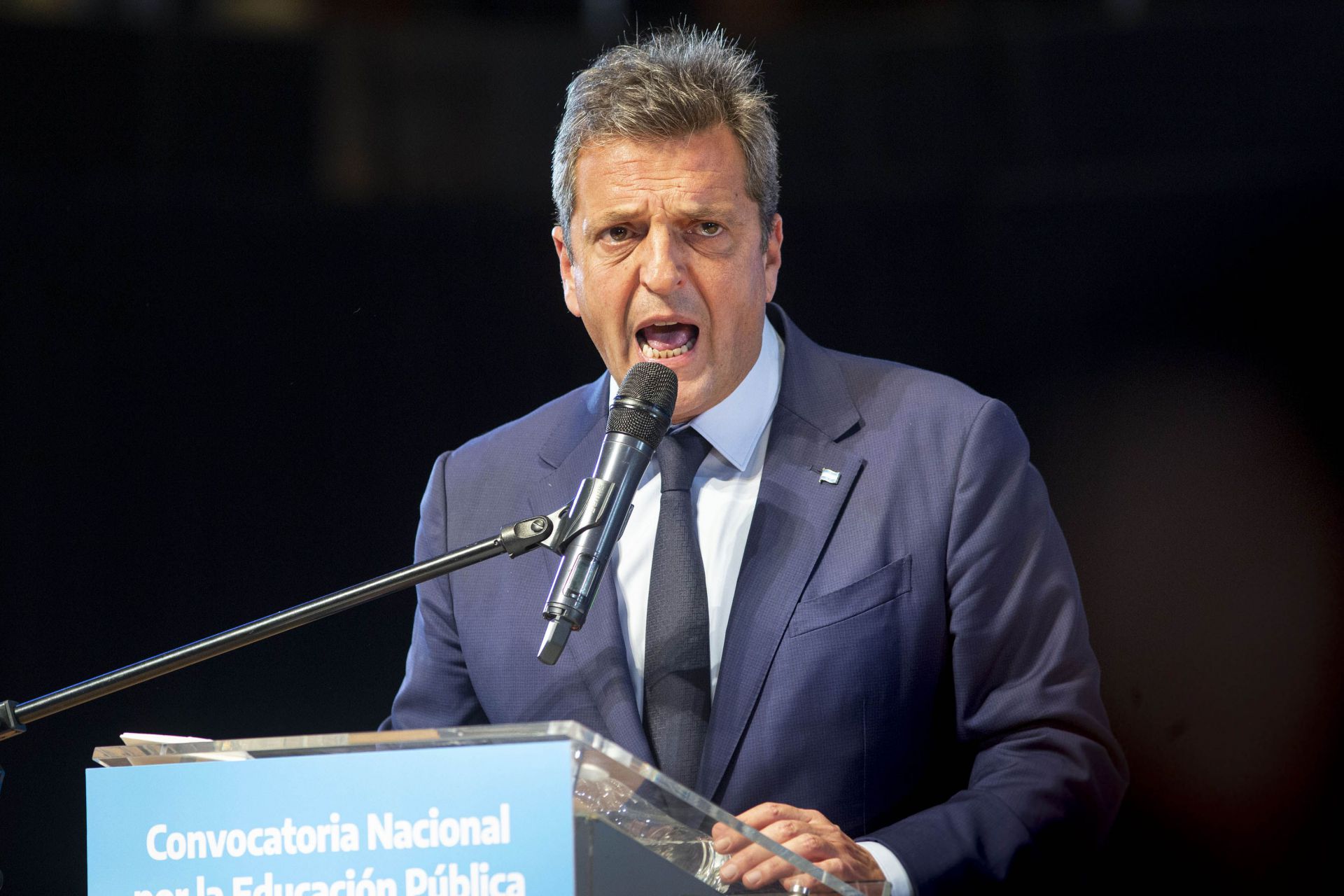 Massa defendió la educación pública 