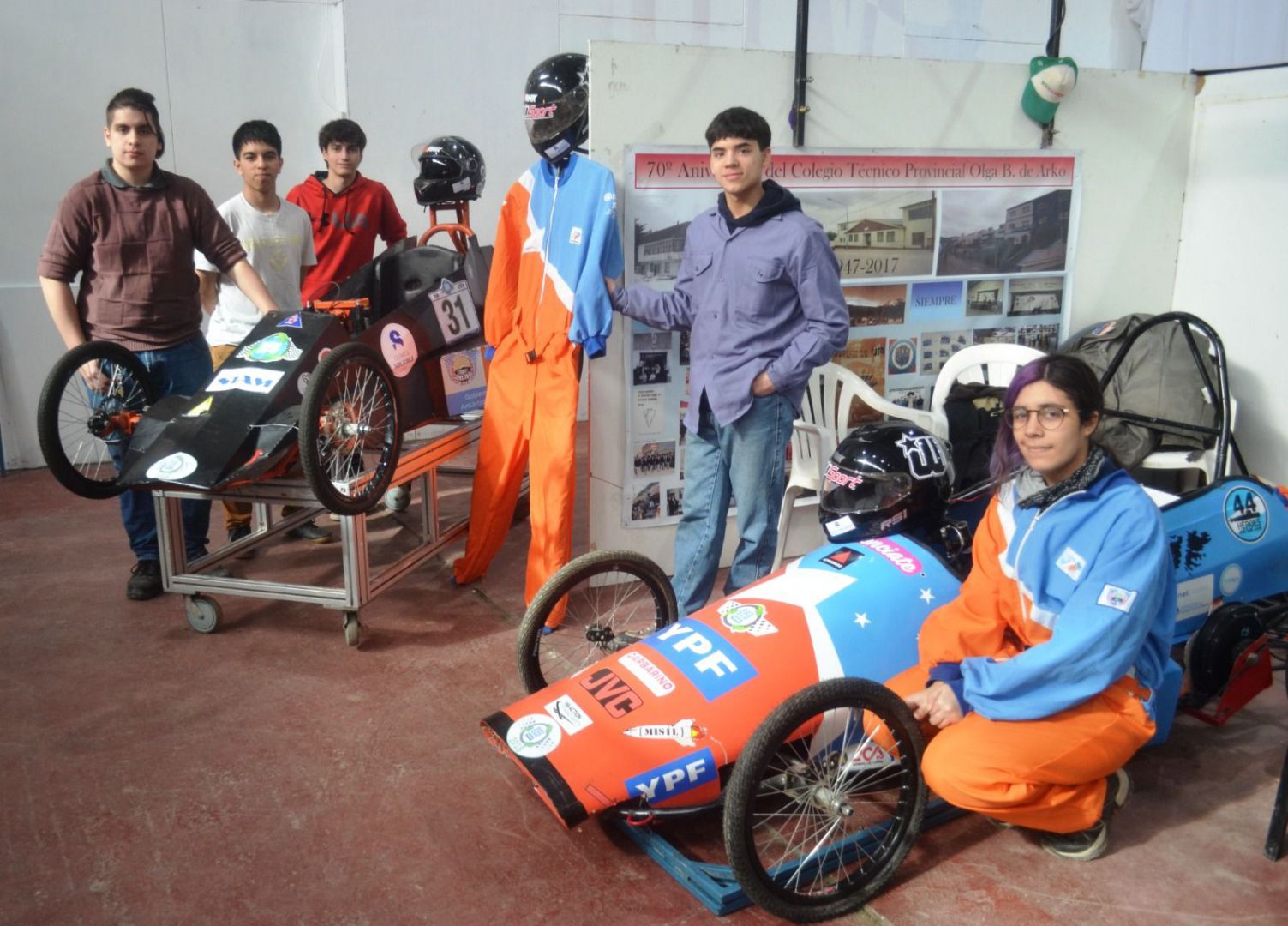 Alumnos del Colegio Olga B. de Arko se preparan para el Desafío Eco YPF 