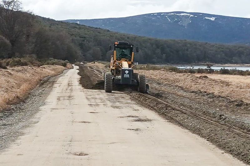 Mantenimiento de la ruta a Puerto Almanza