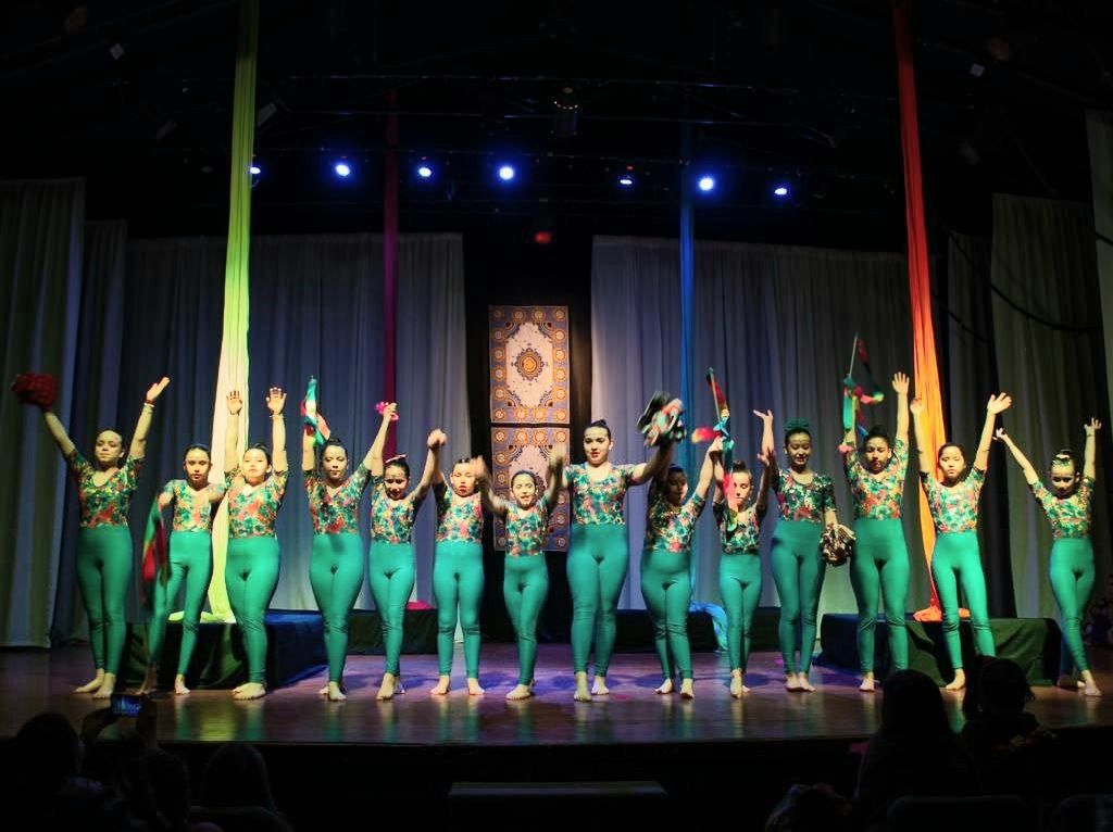 La Escuela Municipal de AcroTela celebró su 9º aniversario 