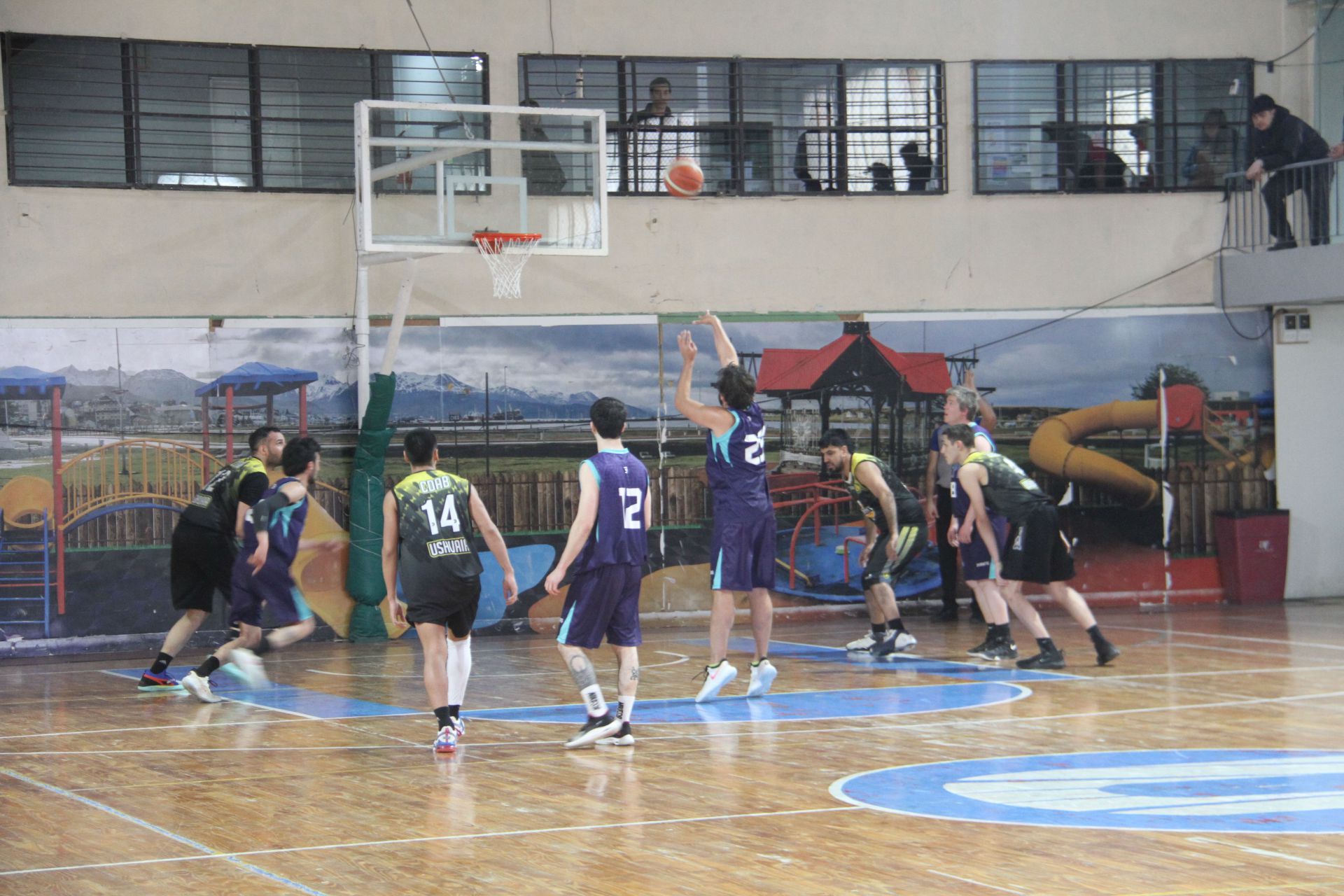 Básquet, rugby y fútbol, los destacados de la agenda deportiva