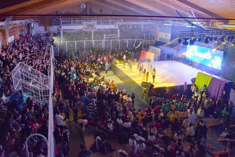 Más de 2500 artistas brillaron en el “el arte del movimiento”