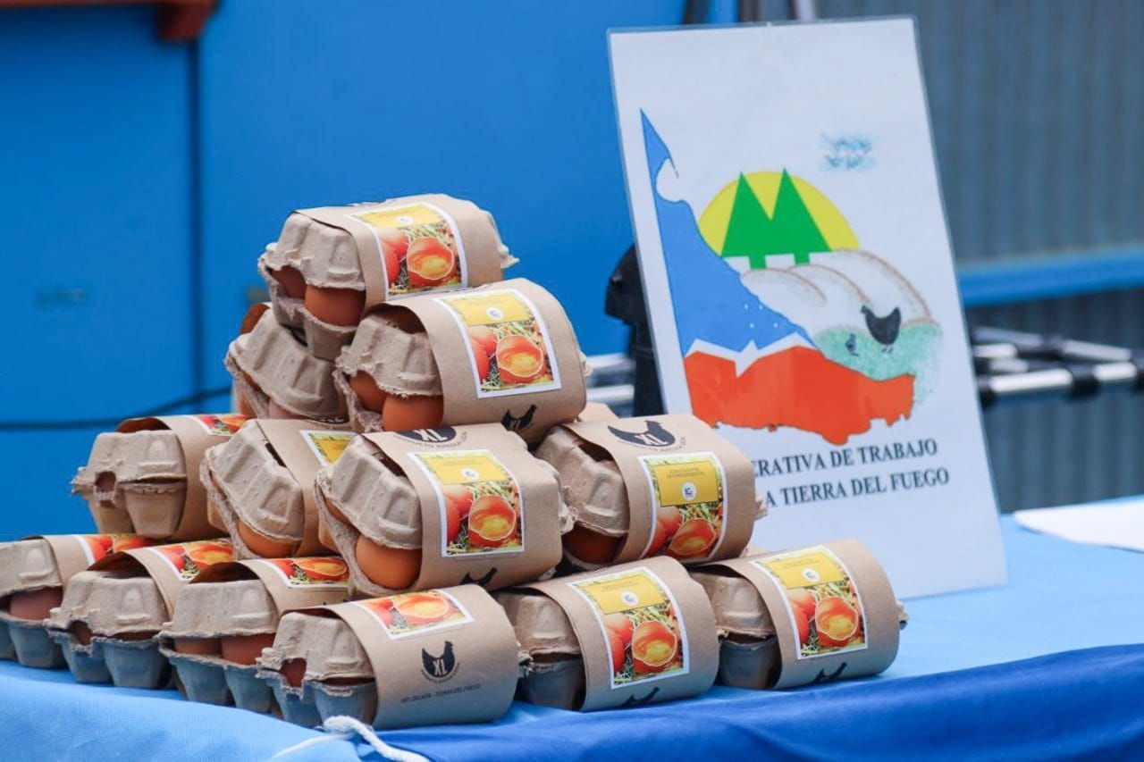 Se presentó la cooperativa avícola Tierra del Fuego