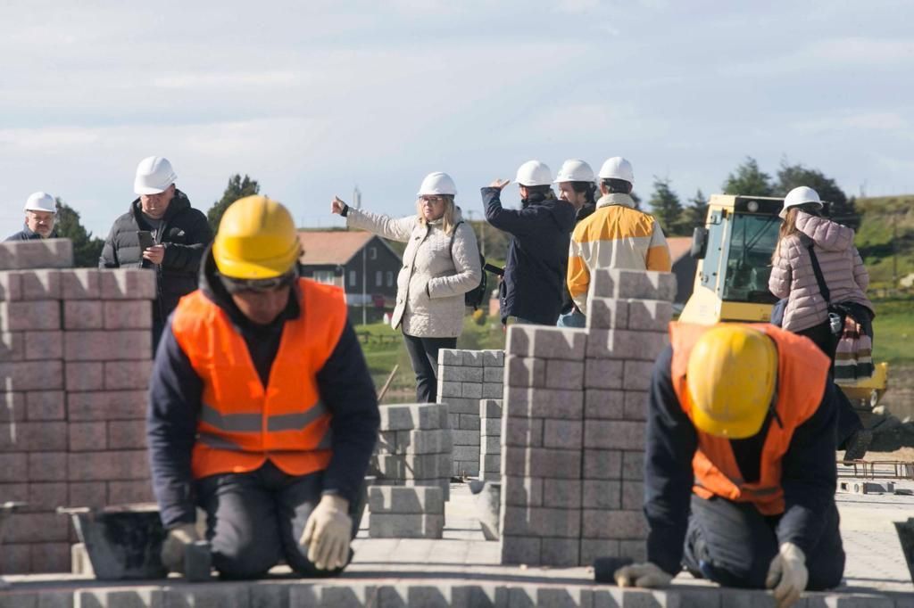 Funcionarios nacionales y del CAF recorrieron obras en Ushuaia