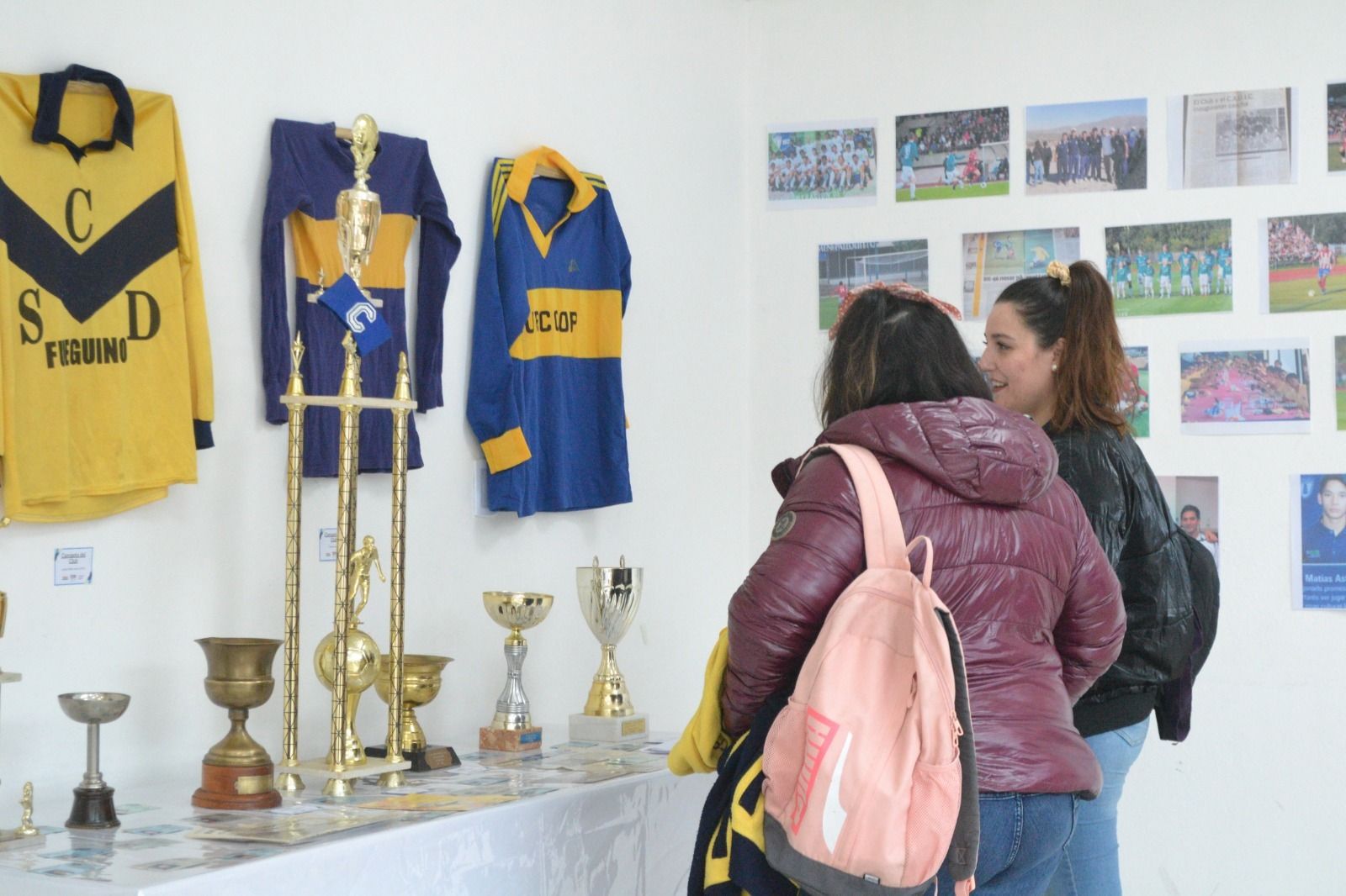 El CCNA inauguró una muestra sobre el Club Fueguino