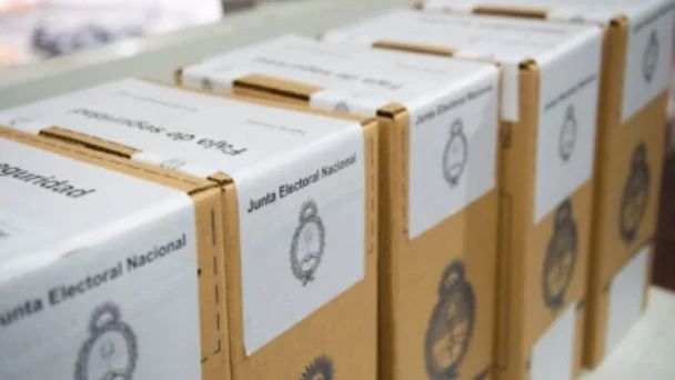 La Justicia electoral advirtió que La Libertad Avanza presentó boletas insuficientes