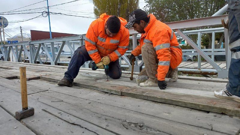 Reparan el puente sobre el arroyo Buena Esperanza