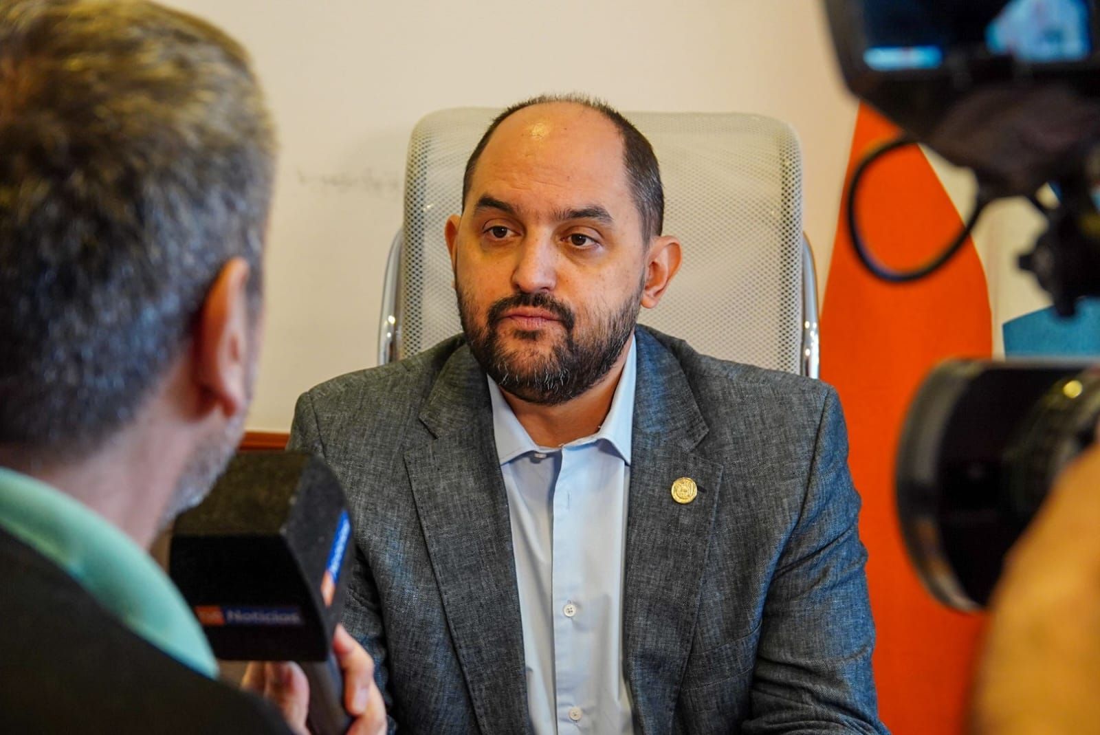 Iniciativa oficialista Greve explicó los motivos de plantear una reforma constitucional