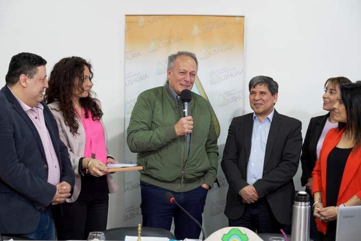 Entregaron una distinción al ingeniero Pablo Bandi
