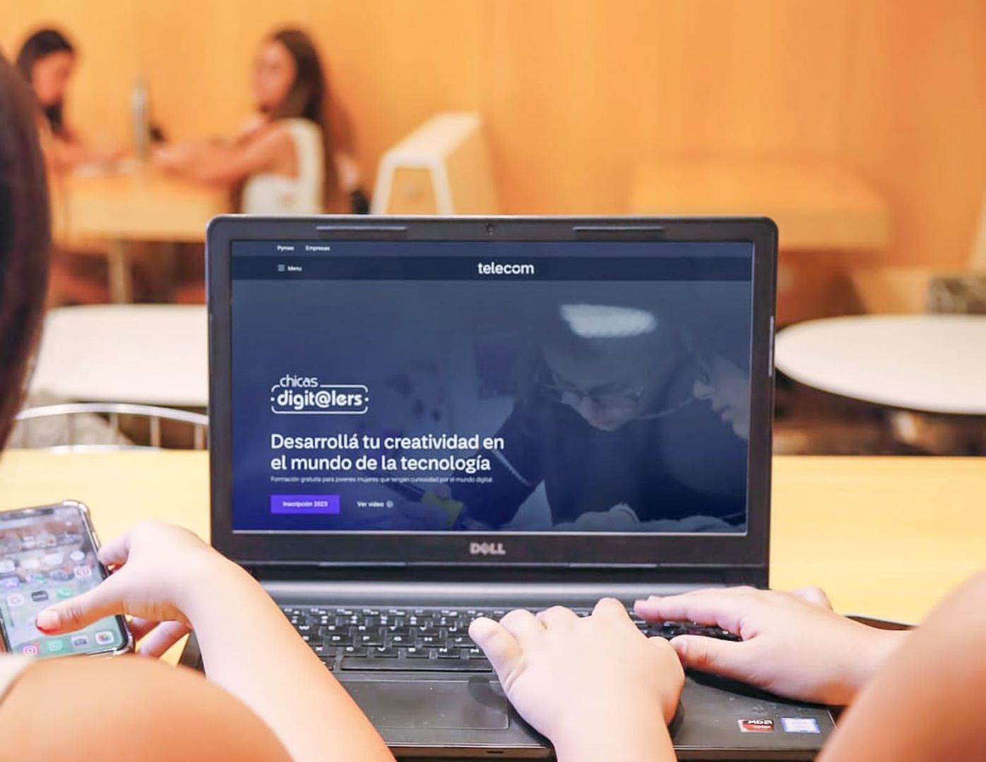 Adolescentes finalizaron su formación en programación