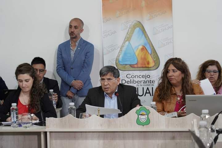 El estacionamiento medido se extenderá a todo el casco céntrico 