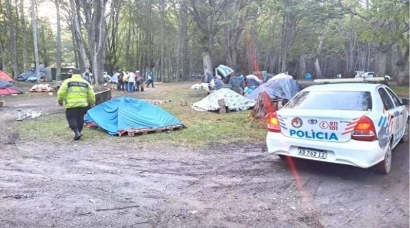 Seis personas detenidas tras graves incidentes contra la Policía