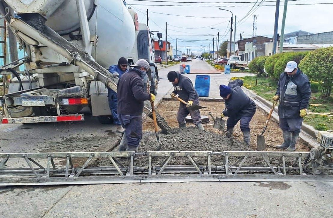 Continúan las obras viales en distintos puntos de la ciudad