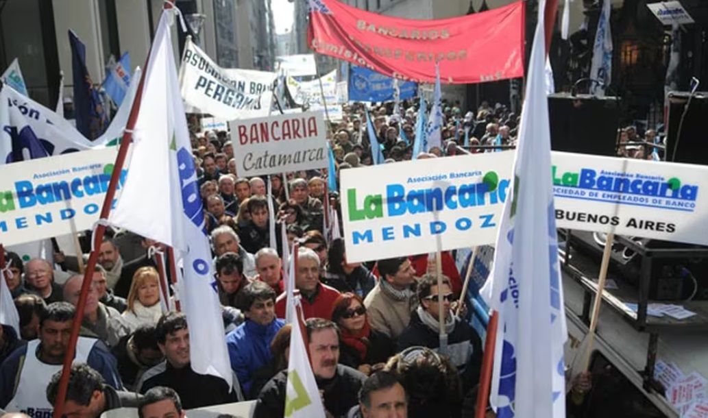 Aumento retroactivo a diciembre por 23,2% y 20% para enero