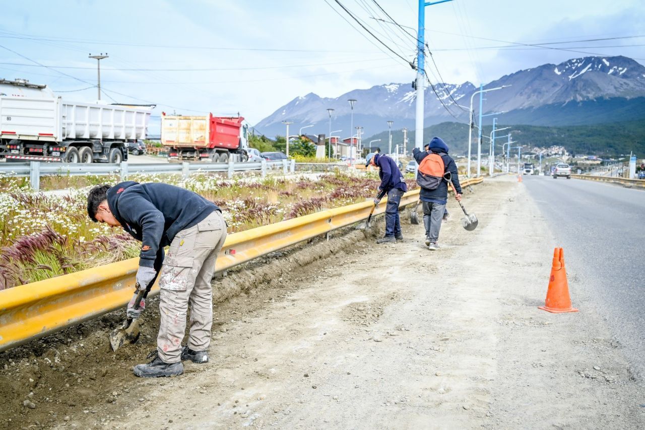 Trabajos de limpieza en Héroes de Malvinas