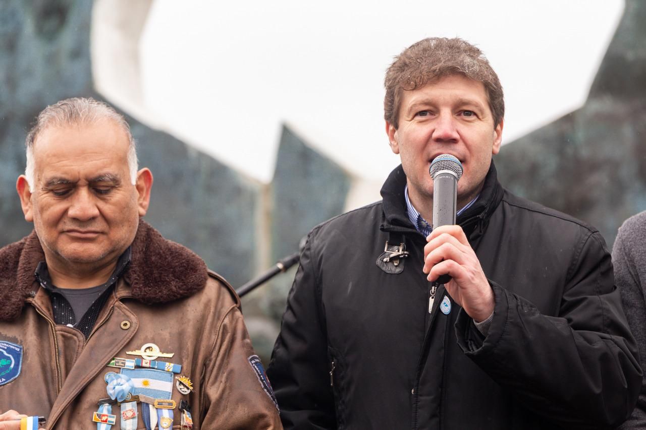 Melella sostuvo que la administración Milei traicionó la memoria de los caídos