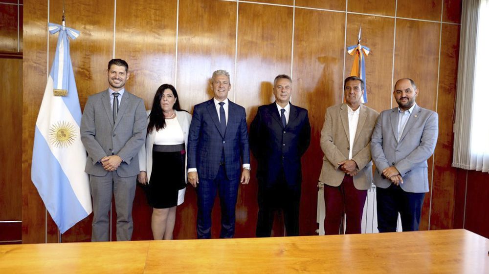 Jura de integrantes y elección de autoridades