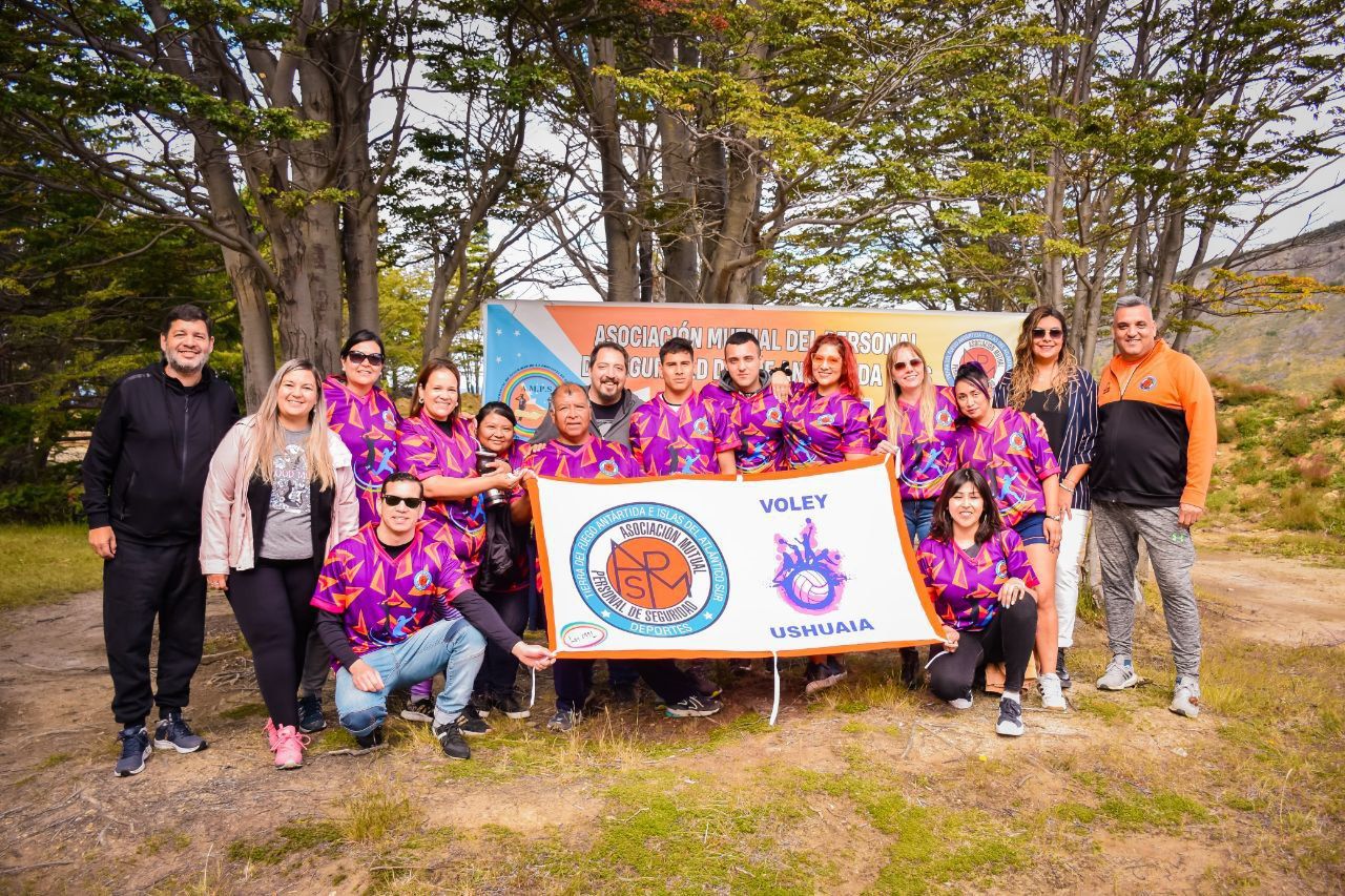 La Municipalidad entregó el certificado de posesión del predio de AMPS