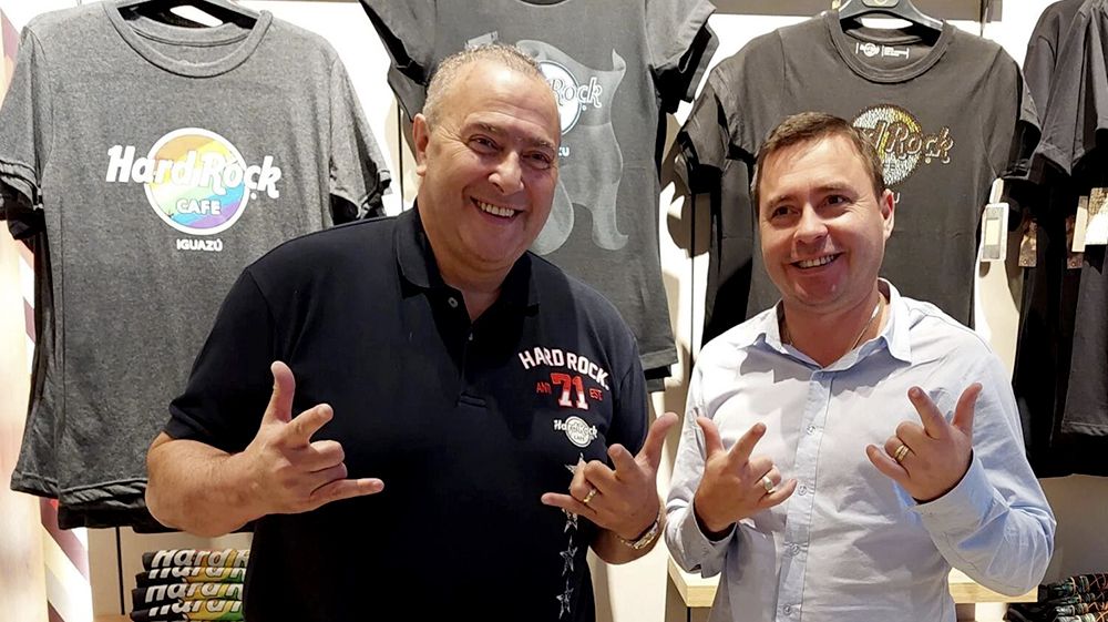 Como en el cine: dos empresarios de Ushuaia y un ex comisario implicados en estafa inmobiliaria