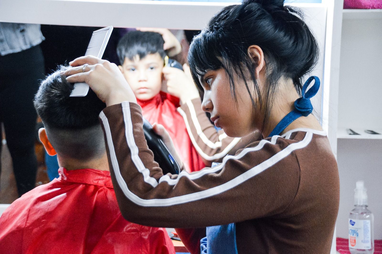 Realizan una nueva edición de “Peluqueros en Acción”