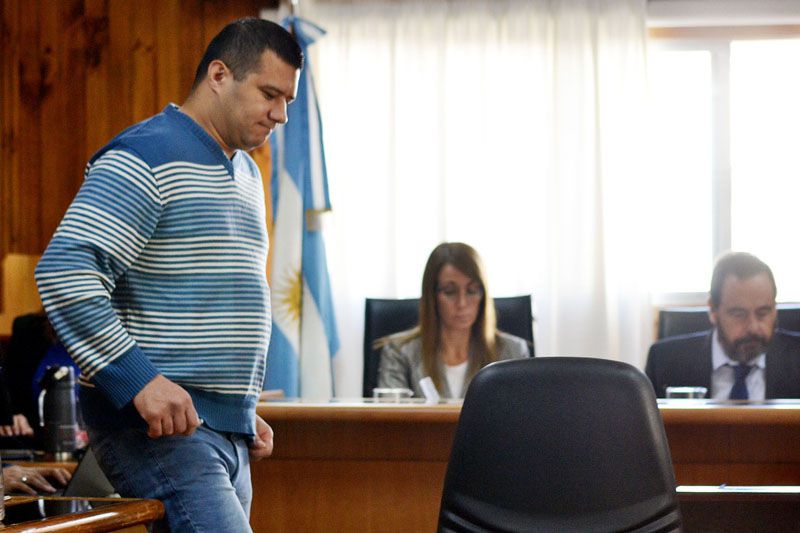 Condenaron al hombre que le clavó un tenedor en el rostro a su pareja