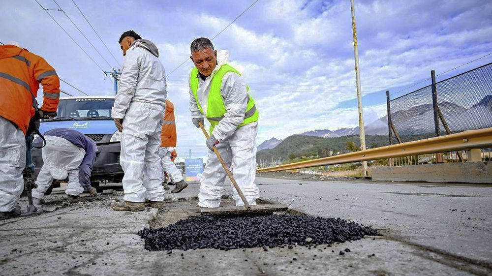 La Municipalidad realizará trabajos de bacheo en el barrio Mirador de los Andes