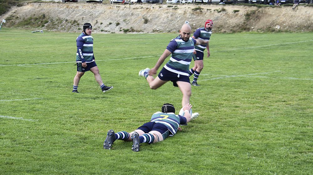 Colegio del Sur y Ushuaia Rugby se hicieron fuertes de visitante 