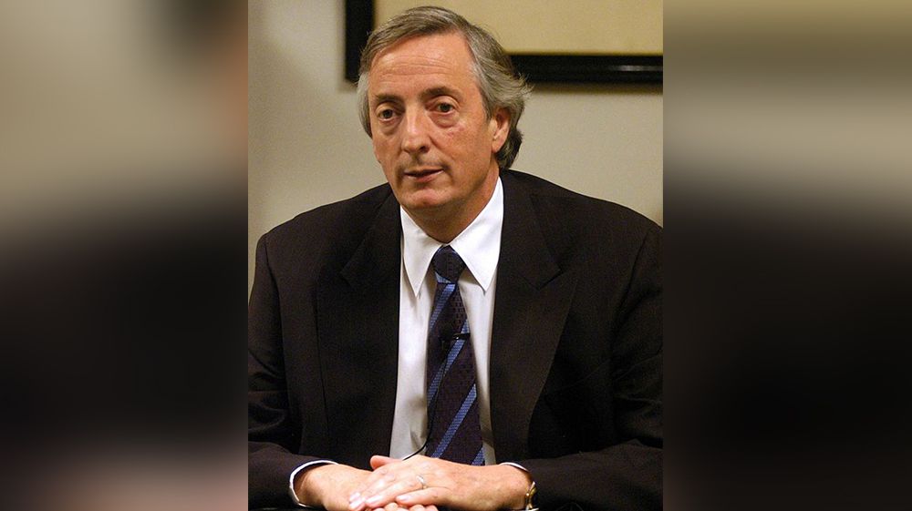 Néstor Kirchner es detenido en Río Gallegos por los militares