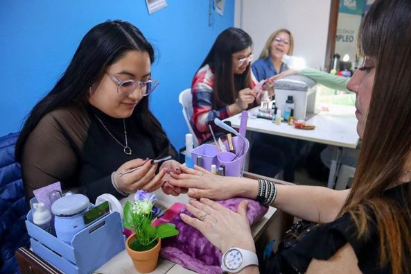 Más de 1000 vecinos y vecinas se capacitan con