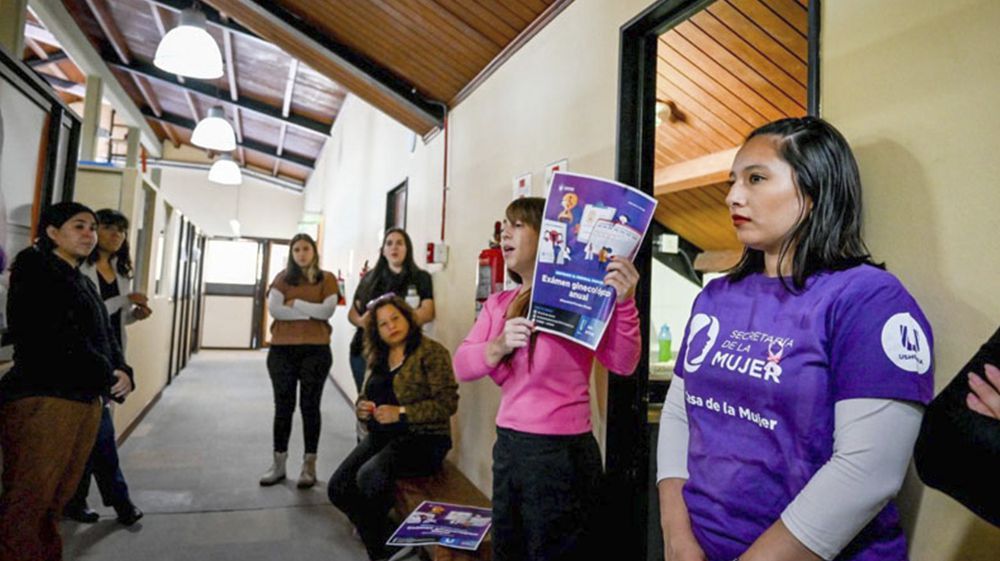 La Secretaría de la Mujer promueve controles ginecológicos