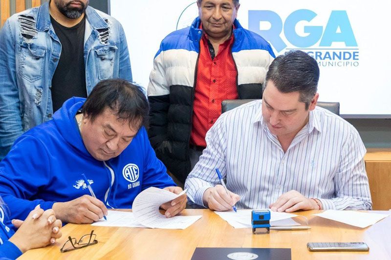 Acordaron 35% de recomposición salarial y piso de $500 mil