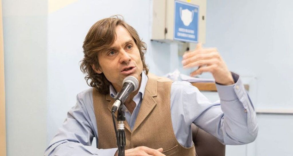 Sciurano en favor de la reforma constitucional y del auxilio al comercio