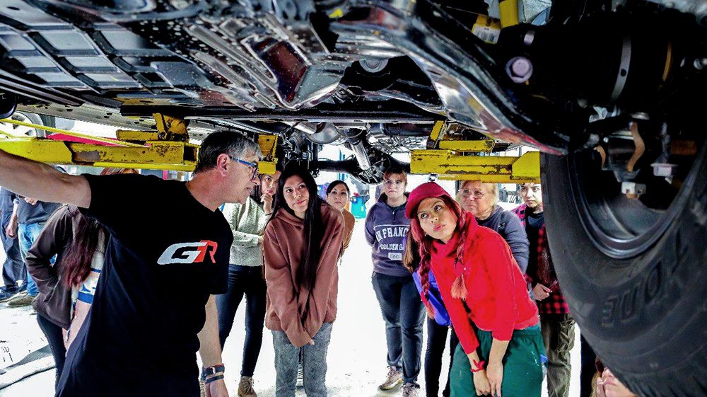 Capacitación en oficios no tradicionales para mujeres 