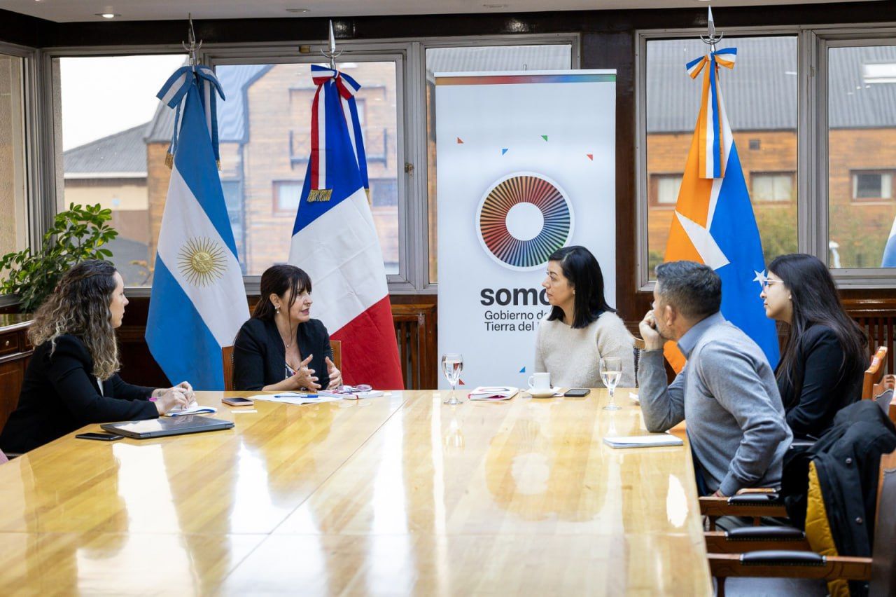 Agenda de trabajo con la Agencia Francesa para el Desarrollo