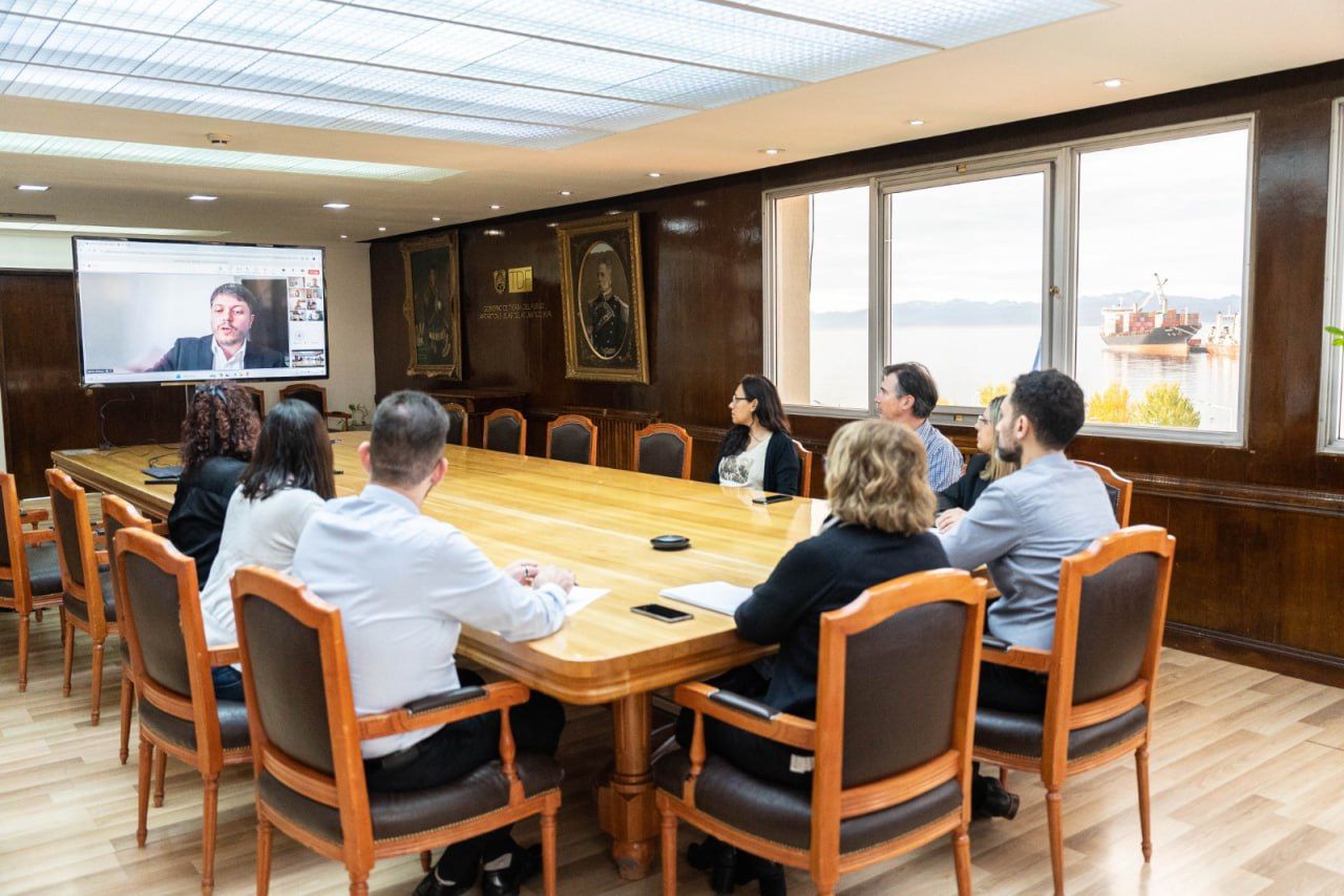 Se presentó programa de Educación Financiera en el aula
