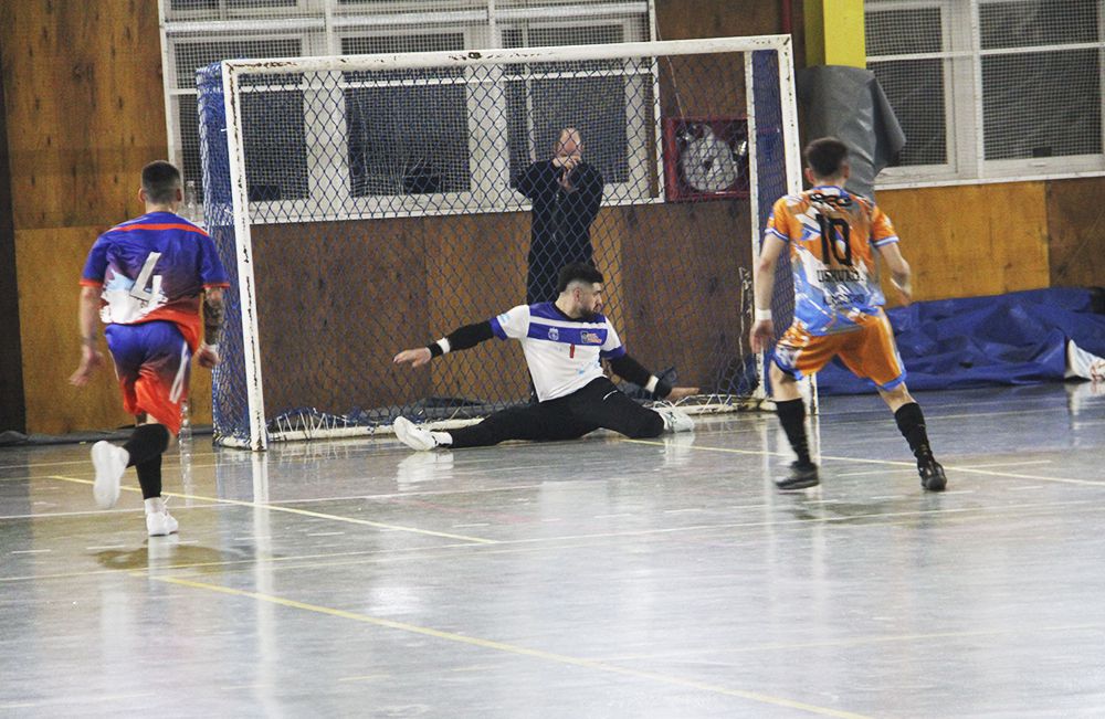 Las selecciones de Ushuaia se quedaron la Copa Desafío 