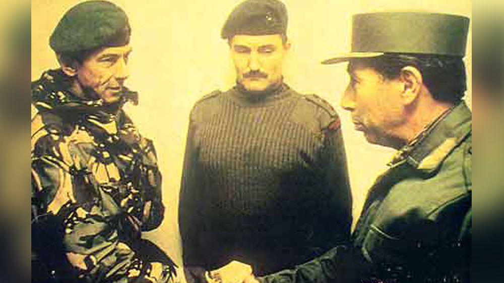 El mando argentino dispone la rendición en las Malvinas