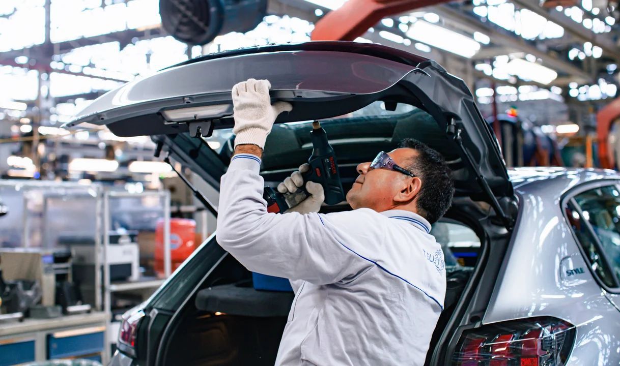 La actividad económica profundizó la caída a un 5,1%