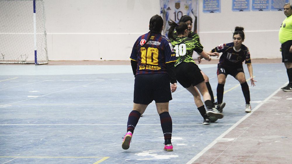 Futsal y Vóley lo destacado del fin de semana