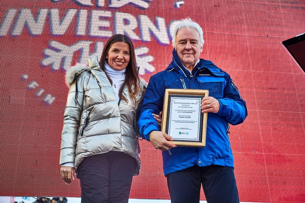 La Secretaría de Turismo acompañó la tradicional Bajada de Antorchas