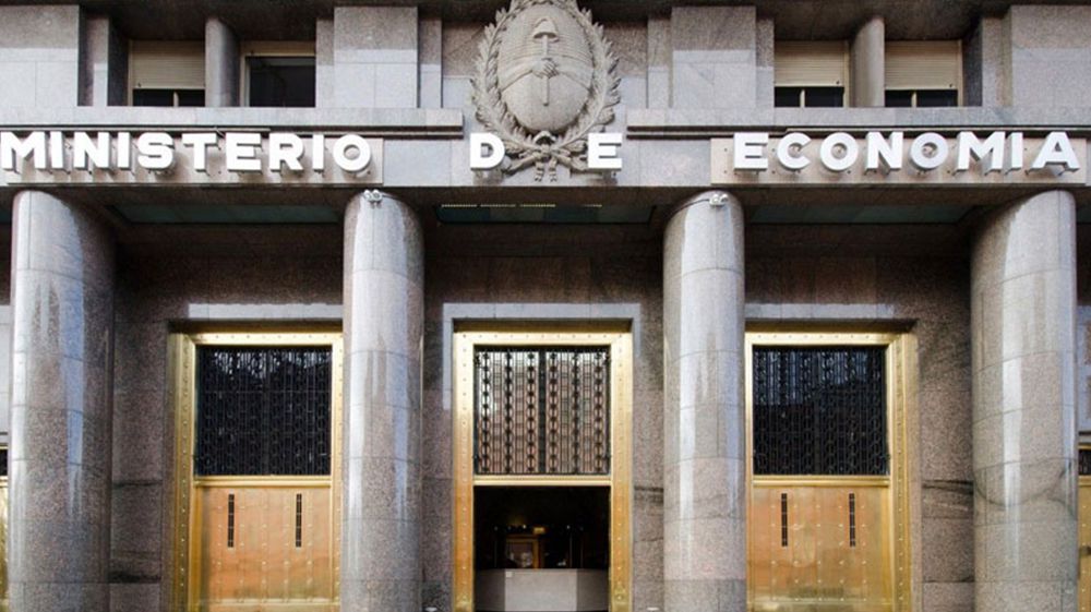 El Gobierno logró superávit financiero en junio