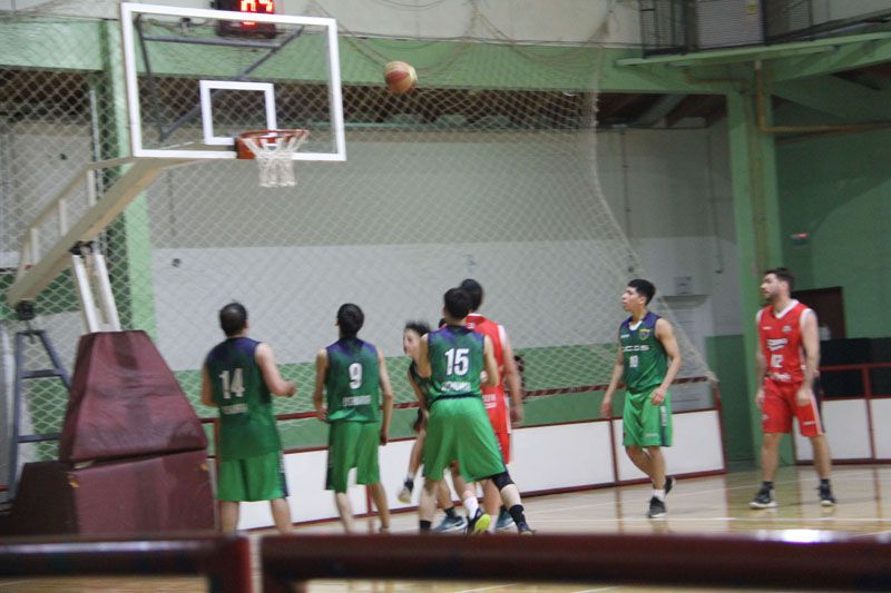 Escuela 3 y Club de Amigos ganaron en la segunda rueda