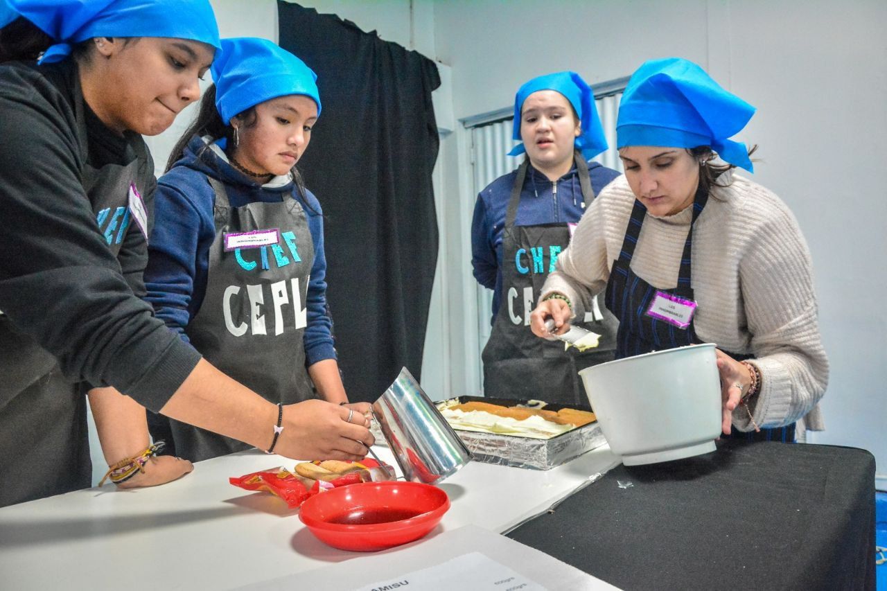 Jóvenes de Ushuaia participaron en la prueba ‘CePLA-Chef’