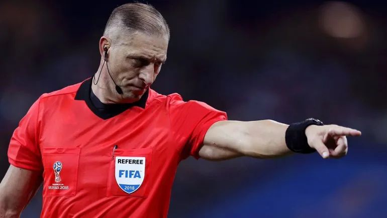 Penal cobrado (y no hay VAR)