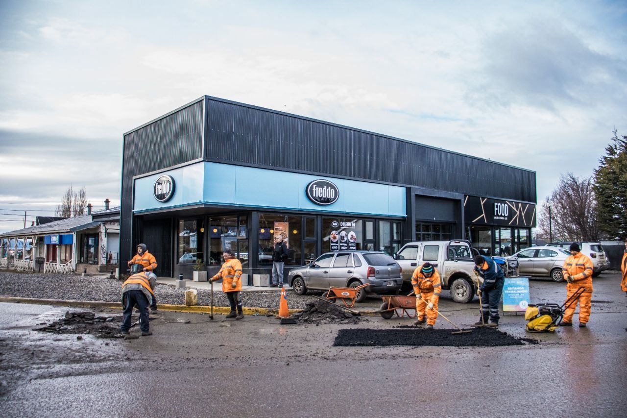 Sigue la reparación de calles 