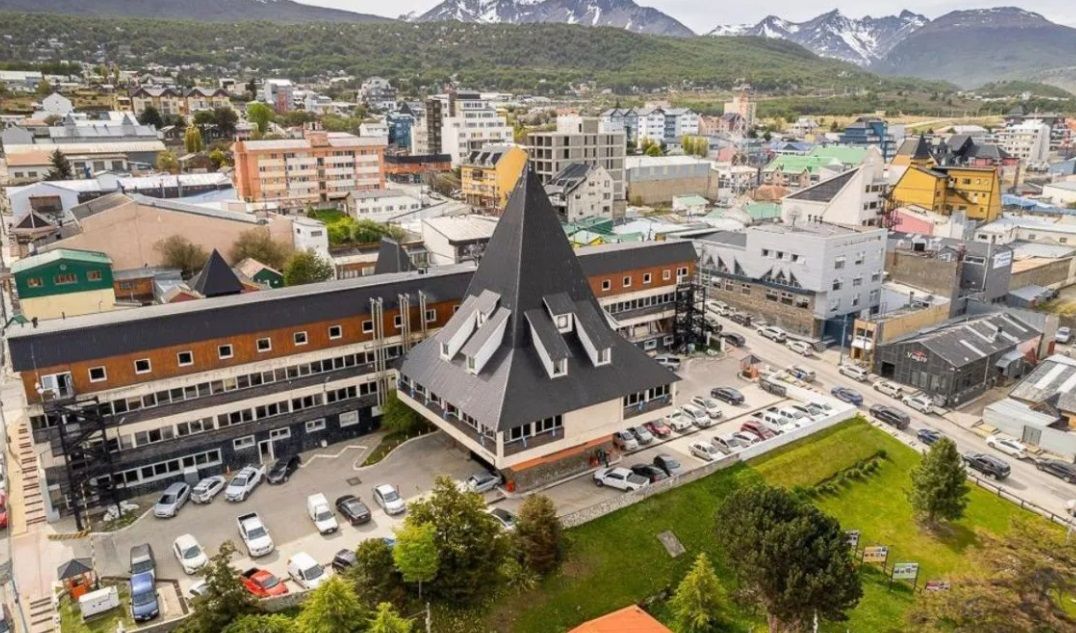 Se contrató consultora para la colocación de Letras del Tesoro