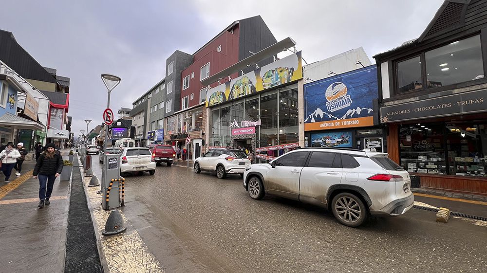 El centro de Ushuaia tiene ese no sé qué…tan ensoñados que los carteles de 