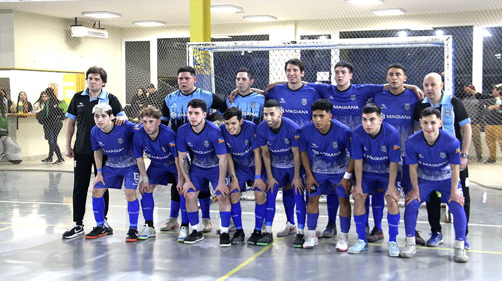 La Copa Ushuaia quedó en manos de Los Cuervos y de Mercantil