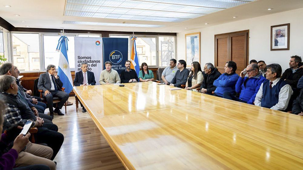 Nuevas líneas de crédito para renovación de taxis y remises