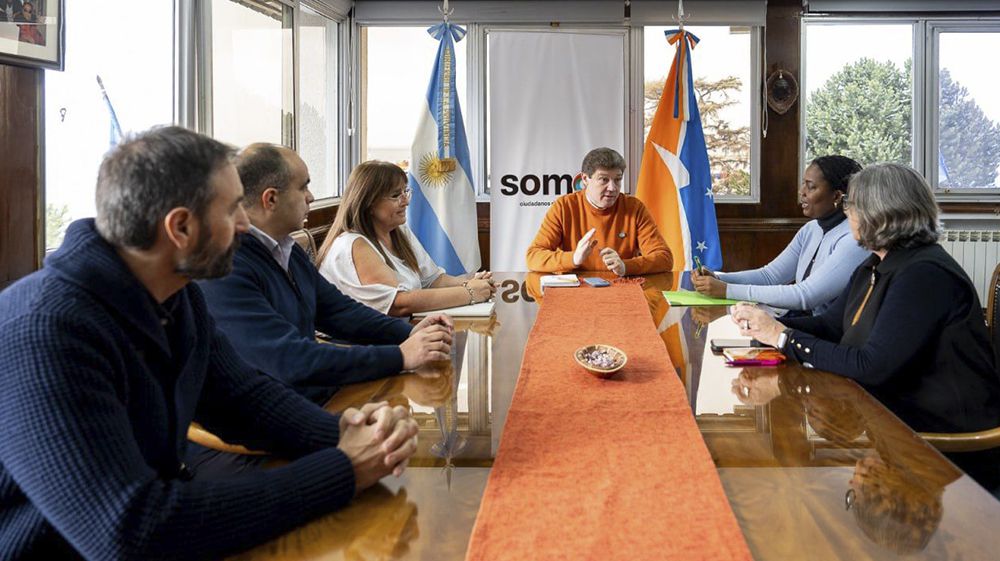 Melella recibió autoridades de la CAF 